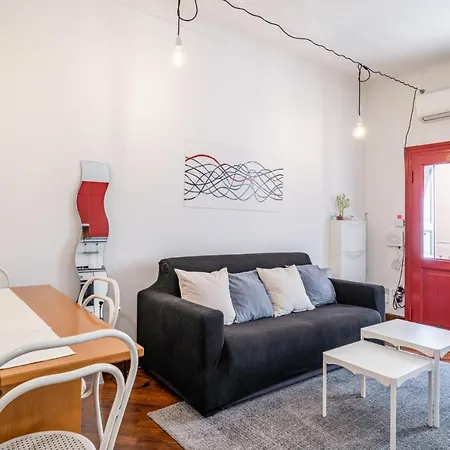 Easylife - Colorful In Porta Venezia District